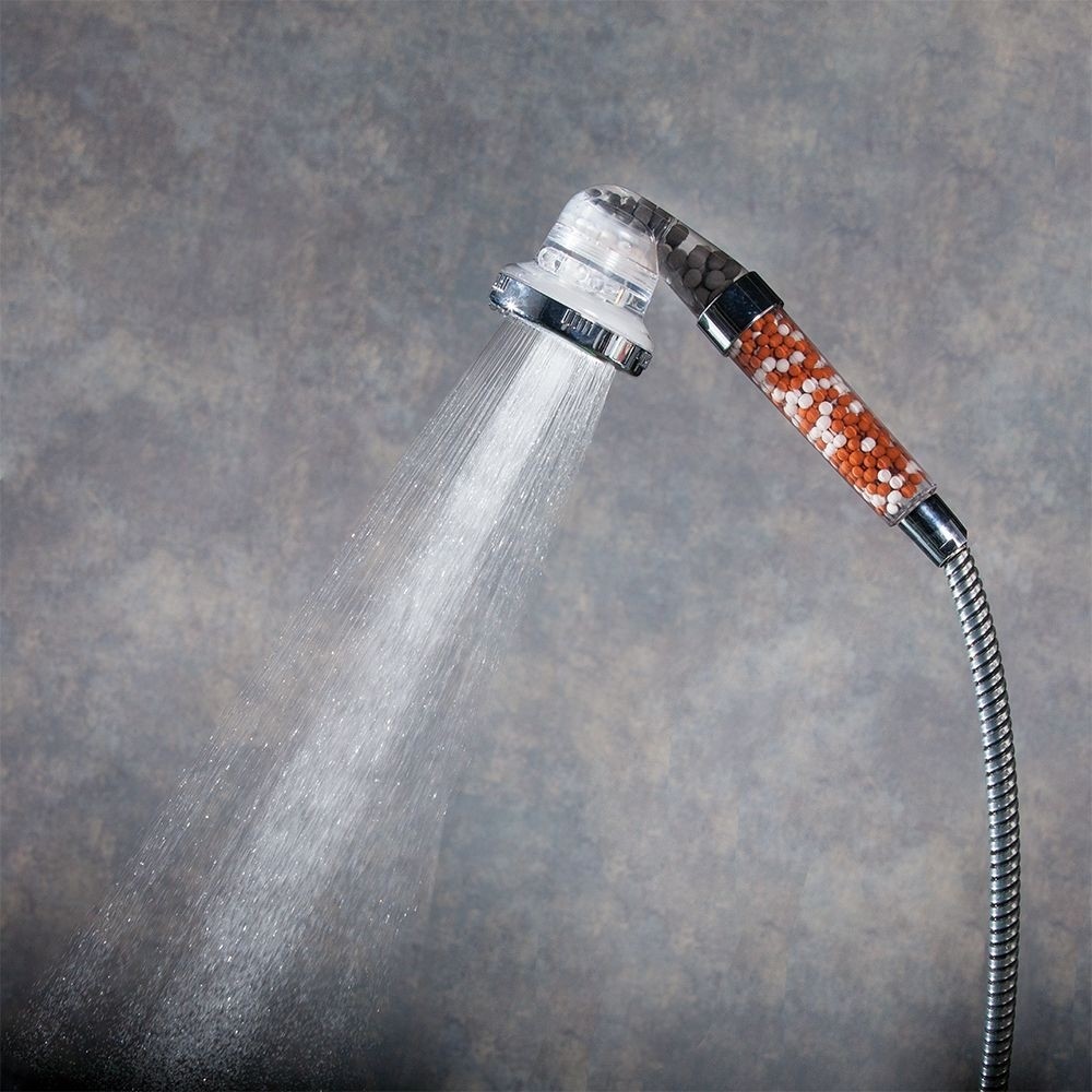 Cap de dus cu granule anti-calcar