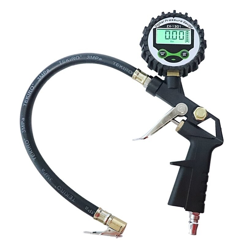 Pistol pentru aer comprimat, manomentru digital, furtun ranforsat